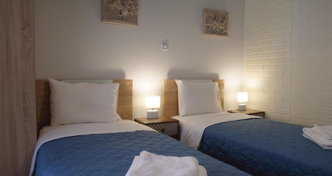 Villa Azzuro Ground Floor Nea Kallikrateia ภายนอก รูปภาพ